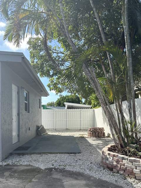 4107 Virginia Terrace, West Palm Beach FL - photo 22 of 25