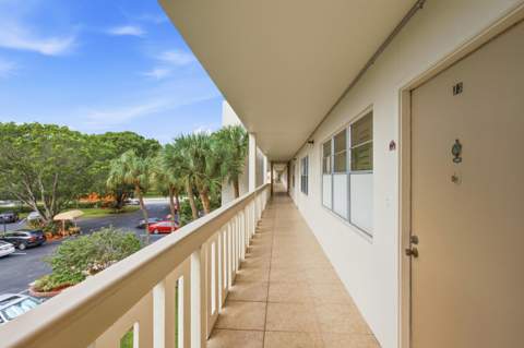 2905 Victoria Place #J3, Coconut Creek FL - photo 23 of 63