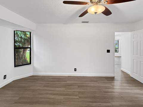 102 Valencia Street, Royal Palm Beach FL - photo 14 of 35
