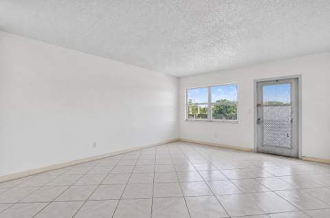4025 Swansea B #4025, Deerfield Beach FL - photo 12 of 105