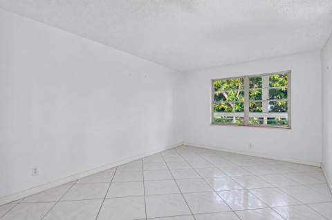4025 Swansea B #4025, Deerfield Beach FL - photo 23 of 105