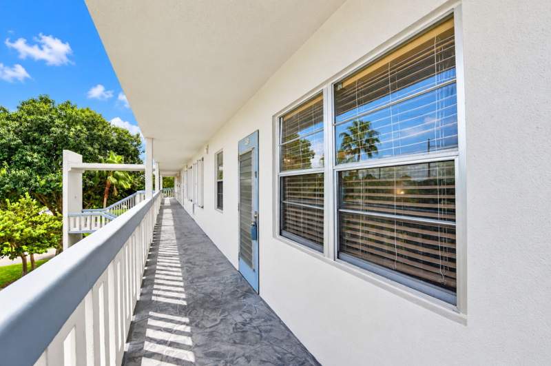 2 bedroom Condominium at 4025 Swansea B #4025, Swansea Condo, Deerfield Beach — photo 3