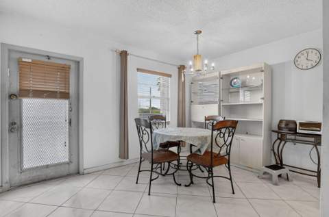 4025 Swansea B #4025, Deerfield Beach FL - photo 16 of 105