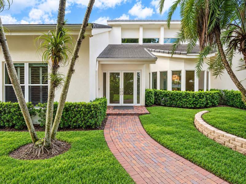 5 bedroom Single Family Residence at 4356 Kasso Circle, Bocaire Golf Club 2, Boca Raton — photo 3