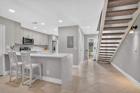400 Canal Point #130, Delray Beach FL - photo 11 of 72