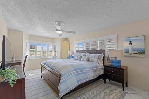 711 N Riverside Drive #401, Pompano Beach FL - photo 17 of 31