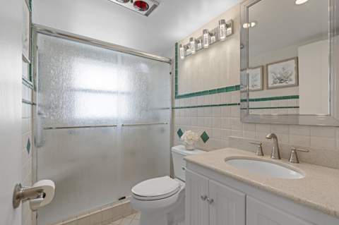 711 N Riverside Drive #401, Pompano Beach FL - photo 18 of 31