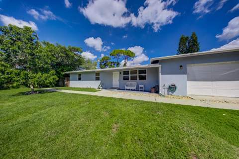 2531 Sun Up Lane, Lake Worth FL - photo 6 of 39