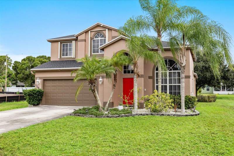 4 bedroom Single Family Residence at 1126 SW East Louise Circle, Port St Lucie Section 23, Port St. Lucie — photo 2