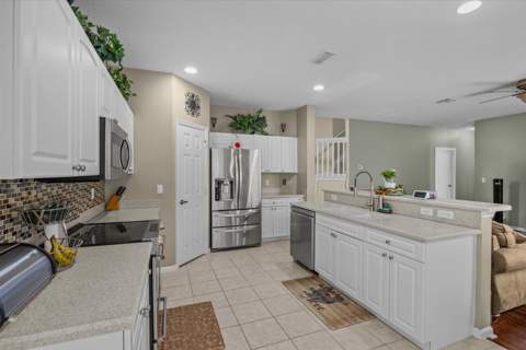 1126 SW East Louise Circle, Port St. Lucie FL - photo 14 of 44