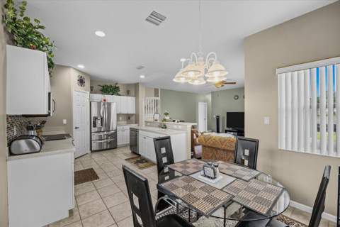 1126 SW East Louise Circle, Port St. Lucie FL - photo 18 of 44