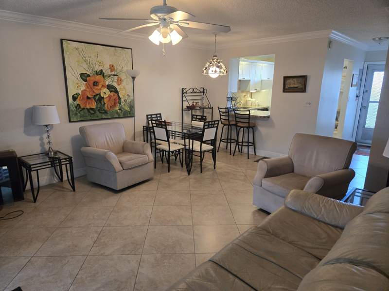 2 bedroom Condominium at 2682 Garden Drive #304, Lake Clarke Gardens Condo 16, Lake Worth — photo 5