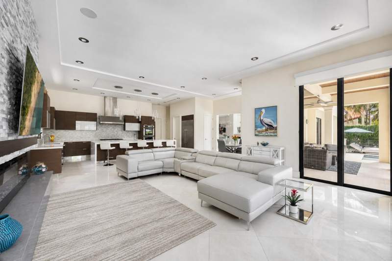 5 bedroom Single Family Residence at 301 San Marco Drive, Las Olas, Fort Lauderdale — photo 4