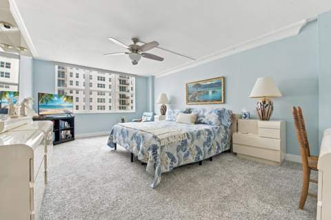 1149 Hillsboro Mile #310, Hillsboro Beach FL - photo 23 of 52