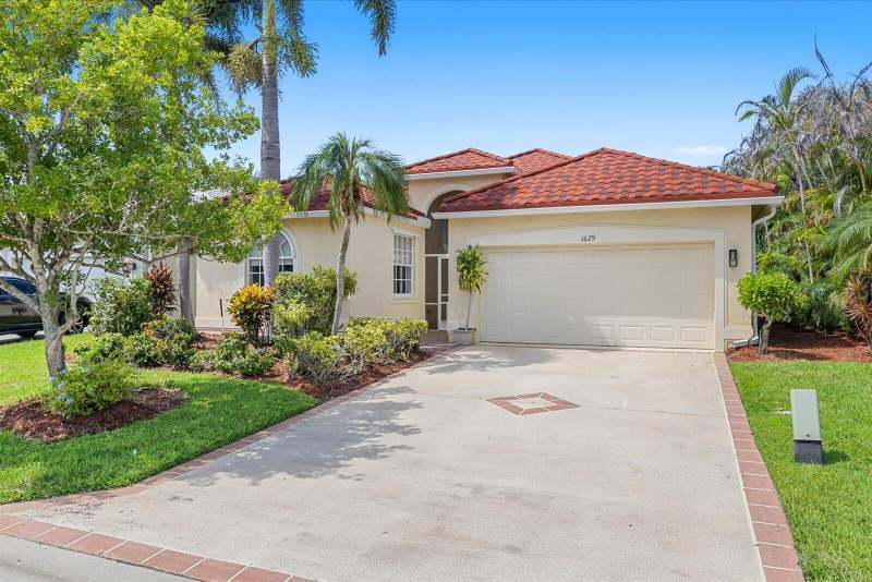 3 bedroom Single Family Residence at 1629 SE Shelburnie Way, Highland Glen, Port St. Lucie — photo 2