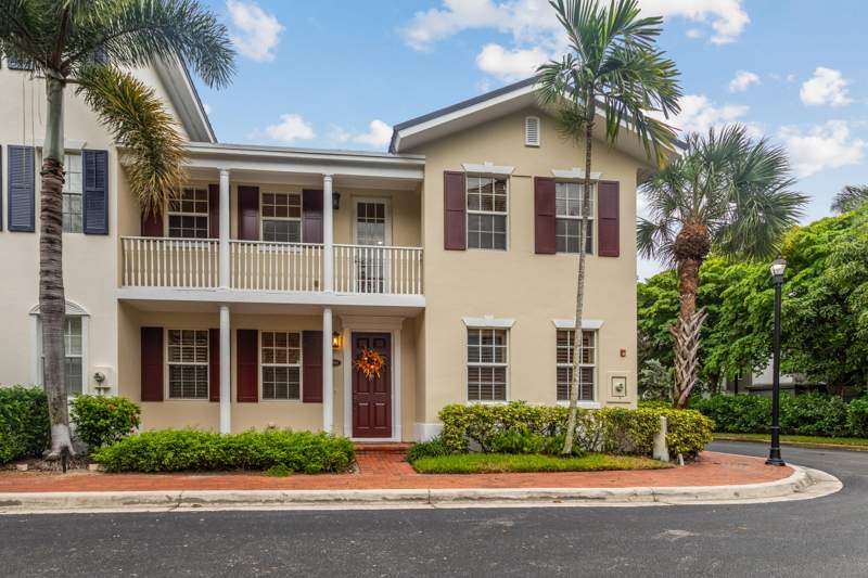4 bedroom Townhouse at 1059 W Heritage Club Circle, Heritage Club, Delray Beach — photo 2
