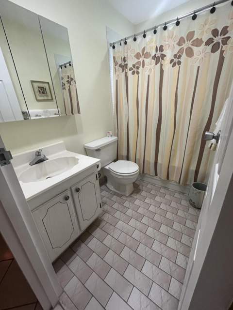 20 Waterford A, Delray Beach FL - photo 17 of 34