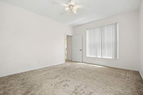 527 NW Portofino Lane, Port St. Lucie FL - photo 17 of 25