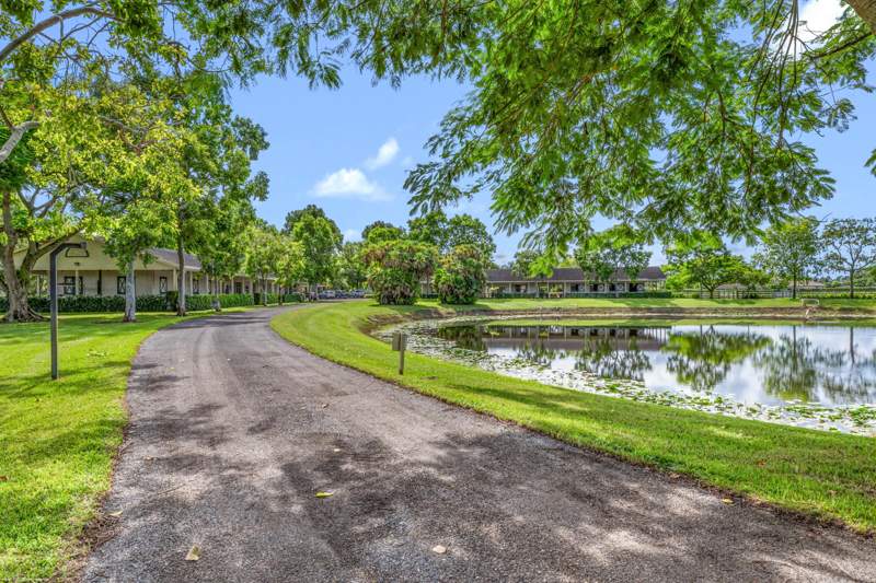 6 bedroom Single Family Residence at 5110 S Shore Boulevard, Wellington, Wellington — photo 3