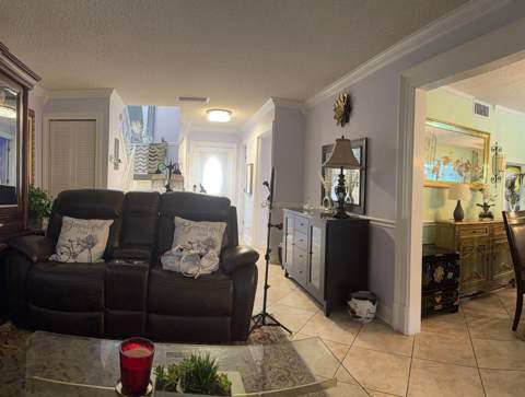 627 Laconia Circle #B, Lake Worth FL - photo 8 of 26