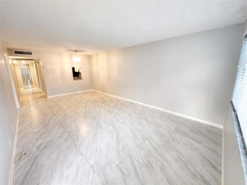 2300 Park Lane #216, Hollywood FL - photo 8 of 35