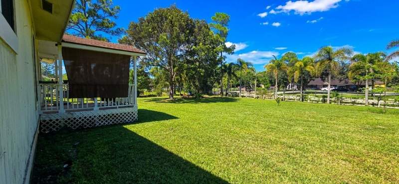2 bedroom Single Family Residence at 16140 Preakness Drive, The Acreage, The Acreage — photo 3