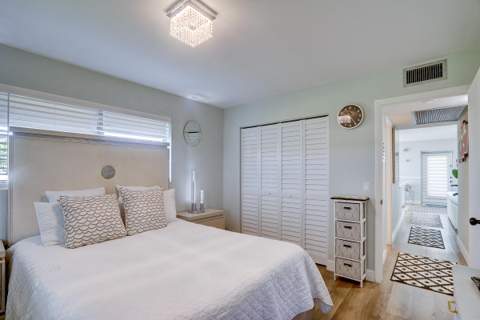 203 S Windsor I #203, West Palm Beach FL - photo 19 of 58