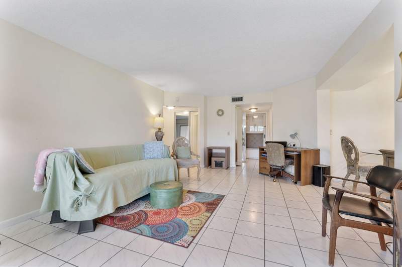 2 bedroom Condominium at 3593 Birdie Drive #104, Poinciana Place Condo A,B And C, Lake Worth — photo 4
