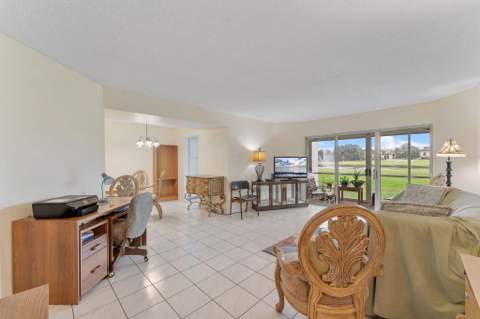 3593 Birdie Drive #104, Lake Worth FL - photo 14 of 39