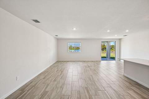 15795 SW Vine Drive, Indiantown FL - photo 7 of 40