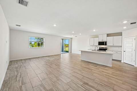 15795 SW Vine Drive, Indiantown FL - photo 8 of 40