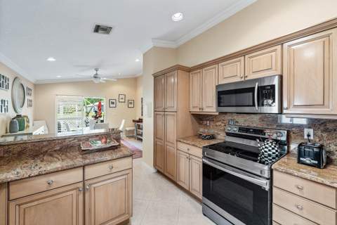 7613 Caprio Drive, Boynton Beach FL - photo 16 of 51