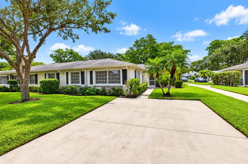 2 bedroom Villa at 10128 S 44th Drive #370, Limetree Condo, Boynton Beach — photo 3