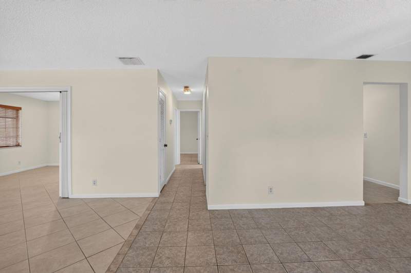 2 bedroom Villa at 10128 S 44th Drive #370, Limetree Condo, Boynton Beach — photo 5