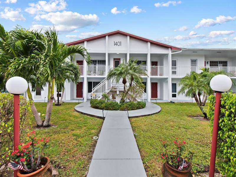 2 bedroom Stock Cooperative at 1401 SE 7th Avenue #9, Cypress Ridge Apt Co-Op, Pompano Beach — photo 2