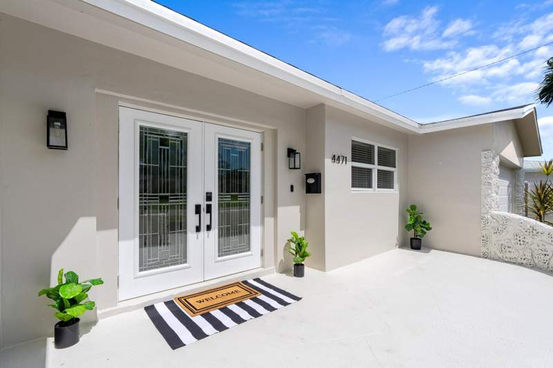 3 bedroom Single Family Residence at 4471 NW 6th Court, Edgefield 1st Sec, Coconut Creek — photo 2