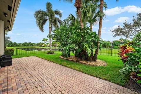 6862 Boscanni Drive, Boynton Beach FL - photo 24 of 62