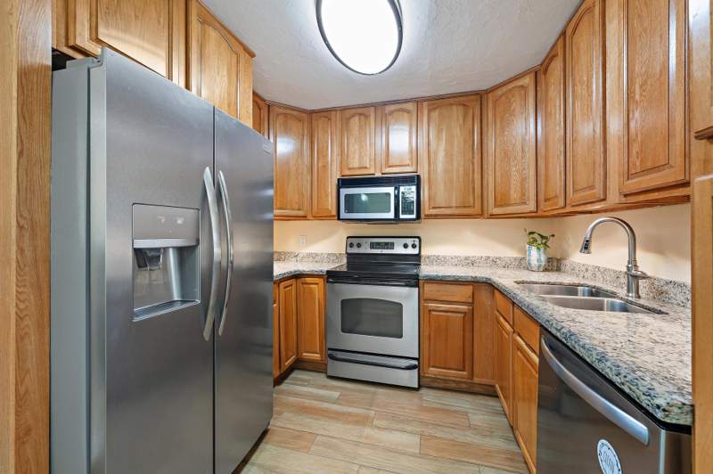 3 bedroom Single Family Residence at 171 Banyan Circle, Jupiter Village Ph III, Jupiter — photo 3