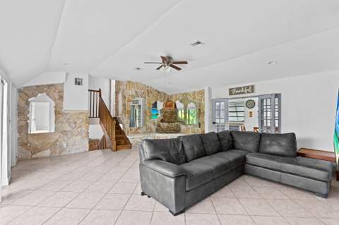 1425 NE 4th Court, Boca Raton FL - photo 13 of 66