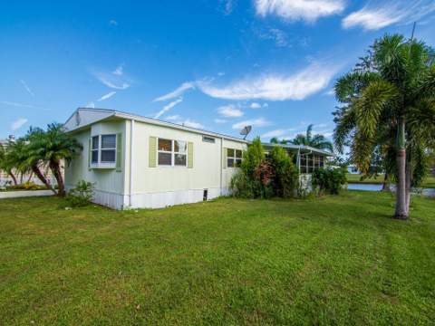 7 La Paloma Lane, Port St. Lucie FL - photo 18 of 49