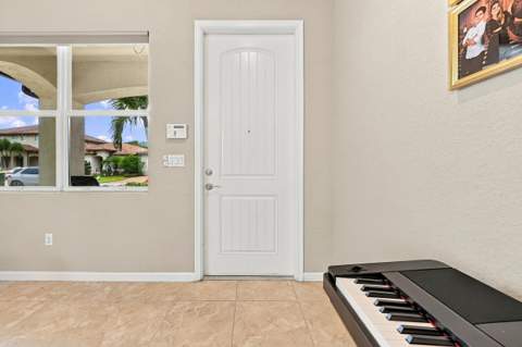 6854 Langdon Way, Lake Worth FL - photo 18 of 81