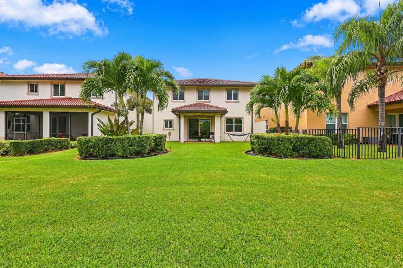 4 bedroom Single Family Residence at 6854 Langdon Way, Abbington Pud, Lake Worth — photo 4