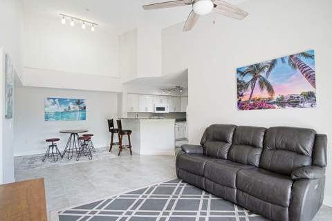 4041 San Marino Boulevard #307, West Palm Beach FL - photo 6 of 26