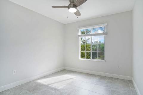 4041 San Marino Boulevard #307, West Palm Beach FL - photo 18 of 26