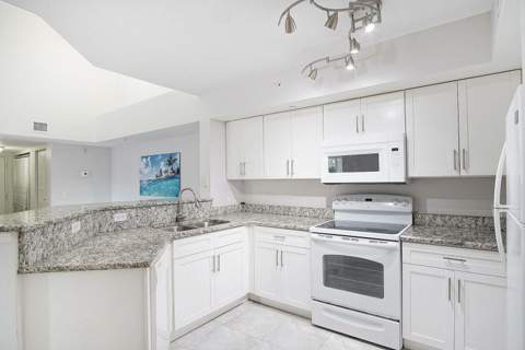4041 San Marino Boulevard #307, West Palm Beach FL - photo 12 of 26