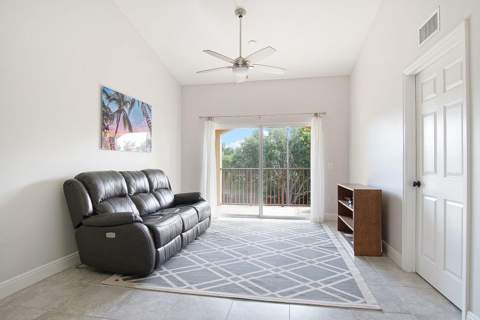 4041 San Marino Boulevard #307, West Palm Beach FL - photo 10 of 26