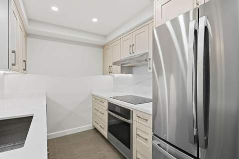 1225 S Ocean Boulevard #101, Delray Beach FL - photo 7 of 38