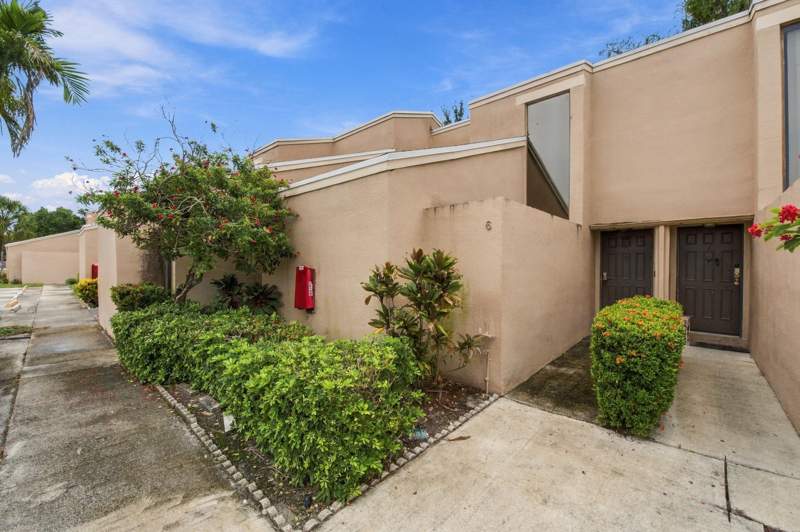 3 bedroom Townhouse at 1149 NW 13th Street #Apt 6, Boca Village Ph I-A Condo, Boca Raton — photo 4