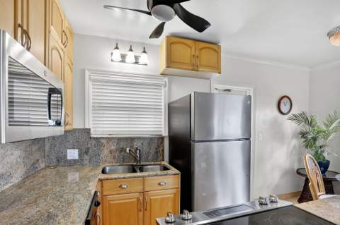 1225 Hillsboro Mile #B2, Hillsboro Beach FL - photo 15 of 76