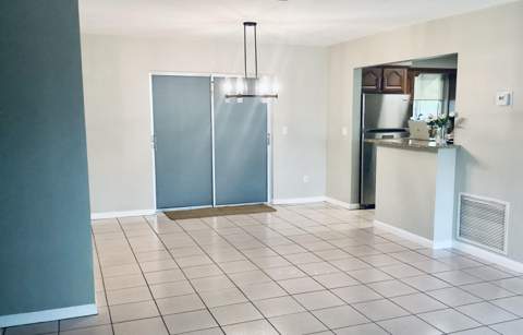 720 SW 69th Avenue, Pembroke Pines FL - photo 6 of 27